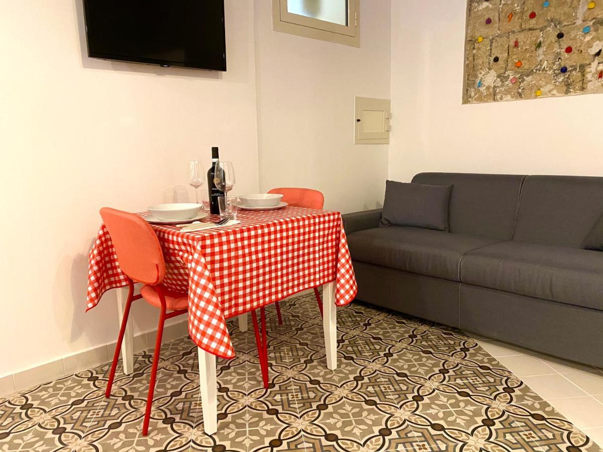 Il Terzo Cardine Napels